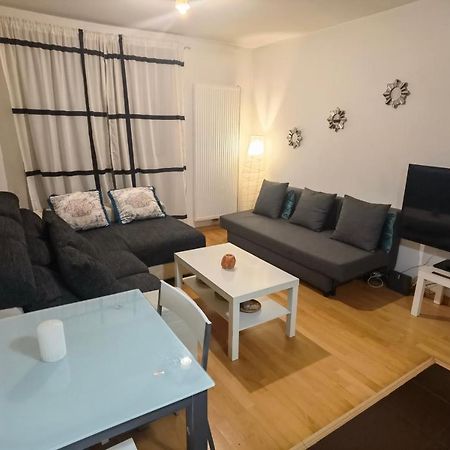 Zentro Urrea Apartment Zaragoza Luaran gambar