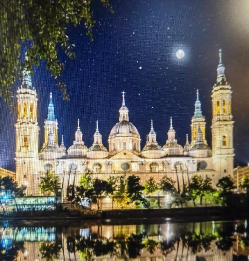 Zentro Urrea Apartment Zaragoza Luaran gambar